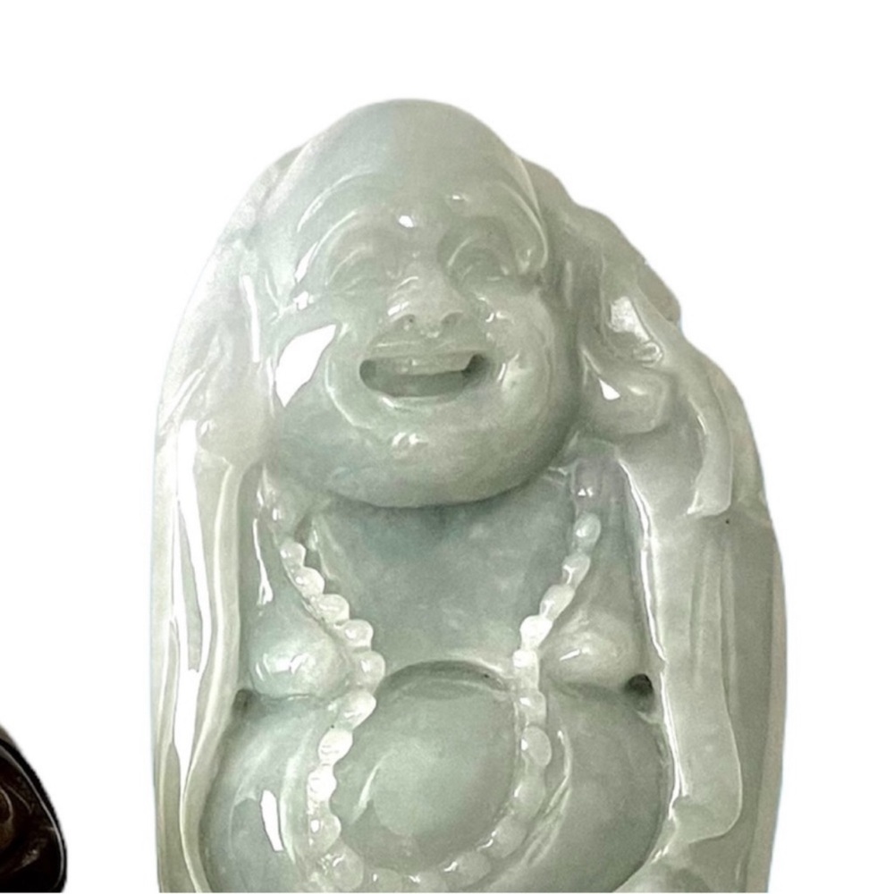 🇭🇰 HONG KONG HAND CARVED JADE BUDDHA FROM SINGLE STONE & WOODEN STAND - Picture 5 of 8